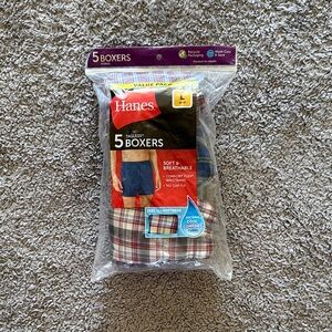 Hanes Men’s 3 Pack Tagless Boxers – Red Plaid & Blue Assorted